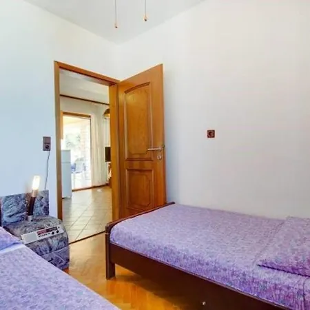 In 14848 Apartment *